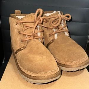 UGG Size 5